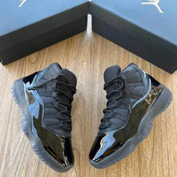 Air Jordan 13 Retro Black Cat