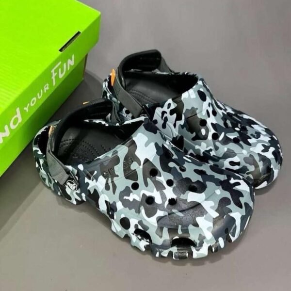 Camouflage Crocs