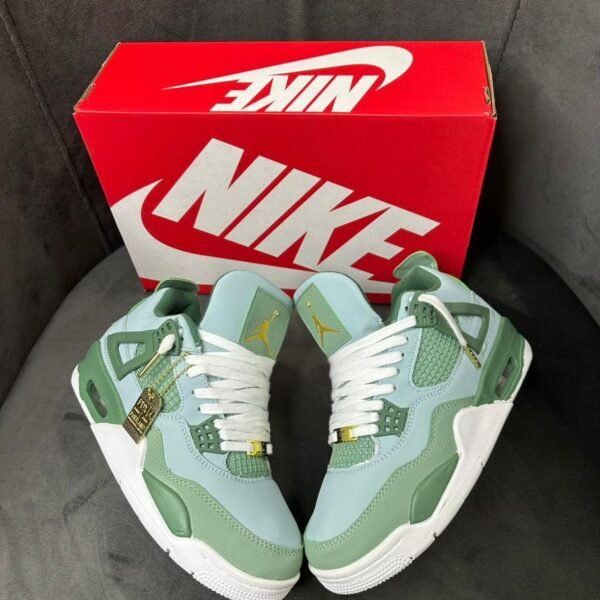 Nike Air Jordan IV